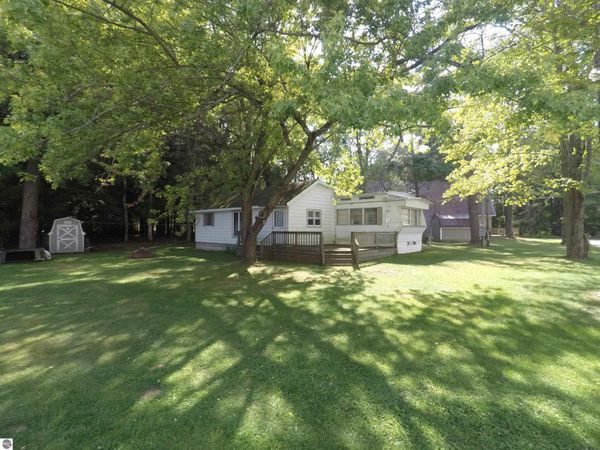 104 Bass Court, Cadillac, MI 49601