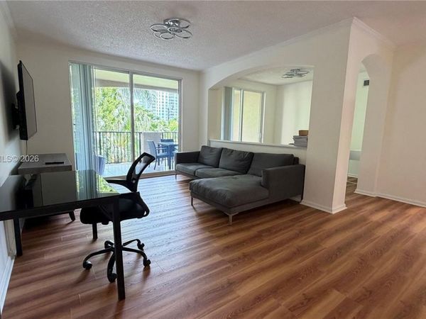 17150 N Bay Rd , Unit 2314, Sunny Isles Beach, FL 33160