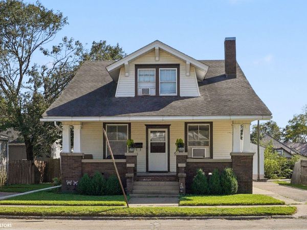 204 E Main Street, New London, IA 52645