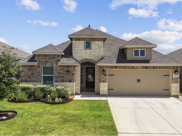 31822 Shrubland Dr, Bulverde, TX 78163