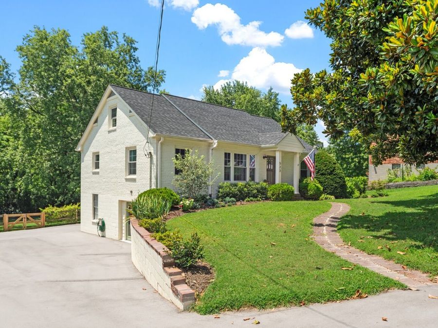 Property Image 4