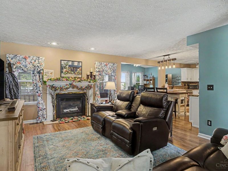 5829 Cedarwood Court, Hamilton Township, OH 45039 Photo 12