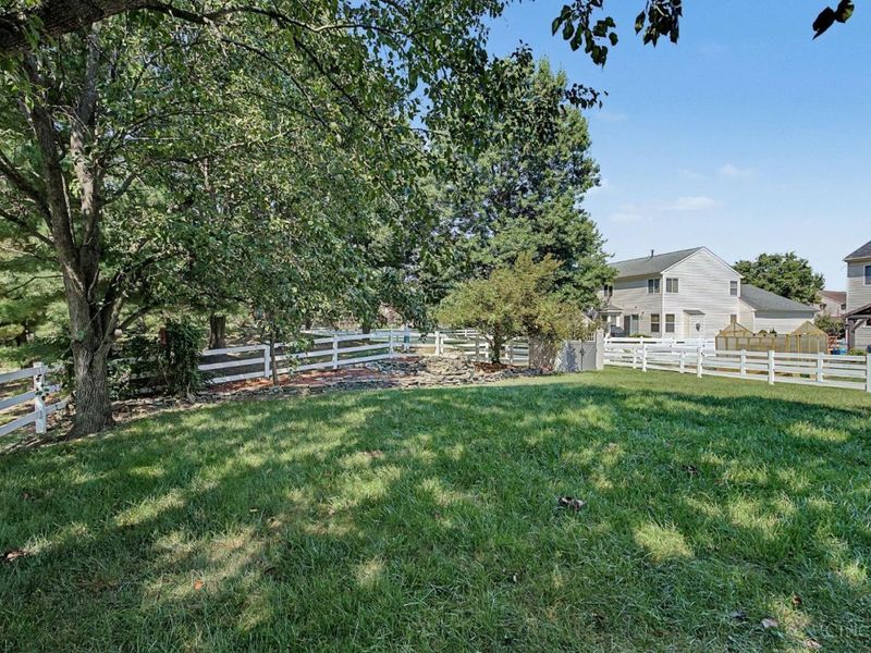 5829 Cedarwood Court, Hamilton Township, OH 45039 Photo 47