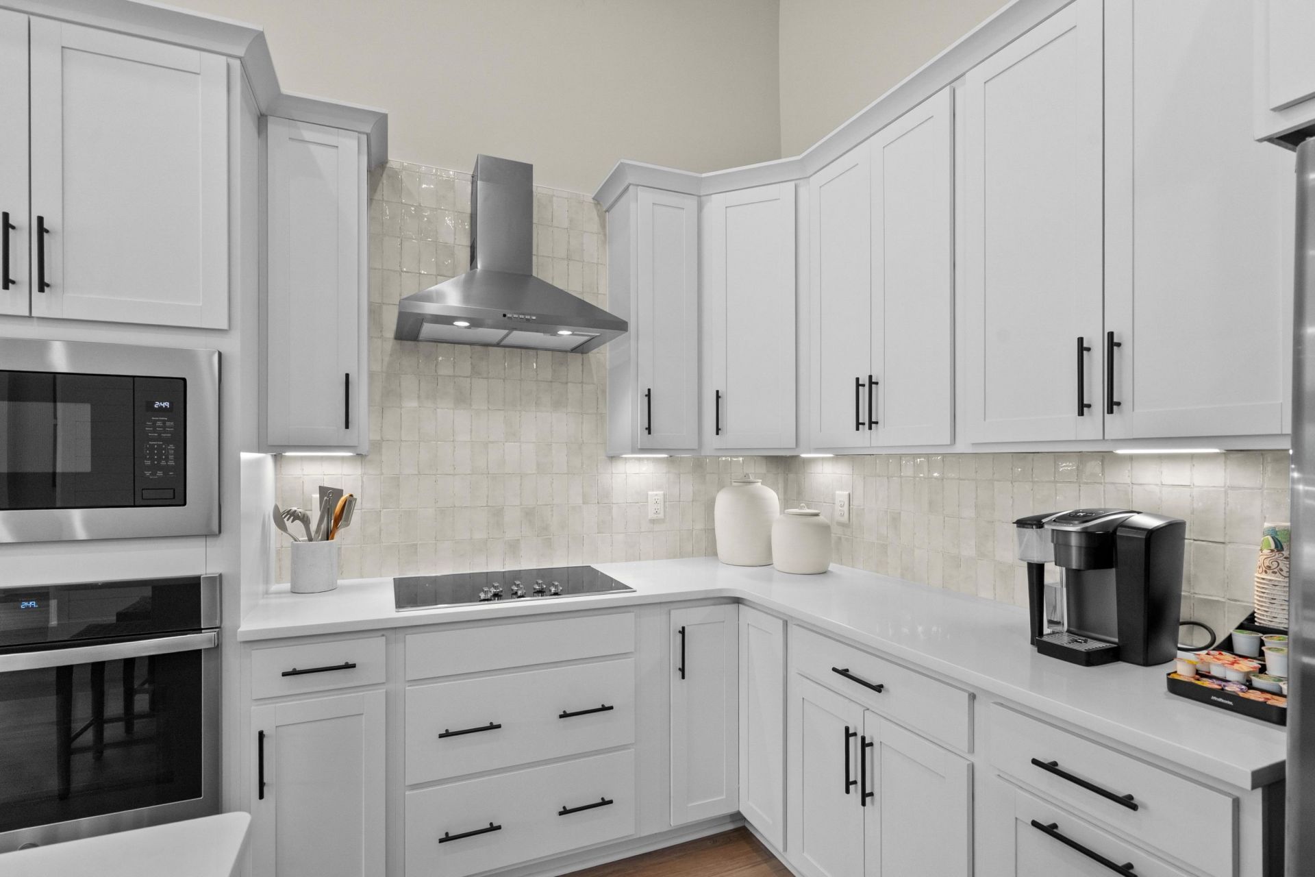 2729 Summer Breeze Ln Photo 9