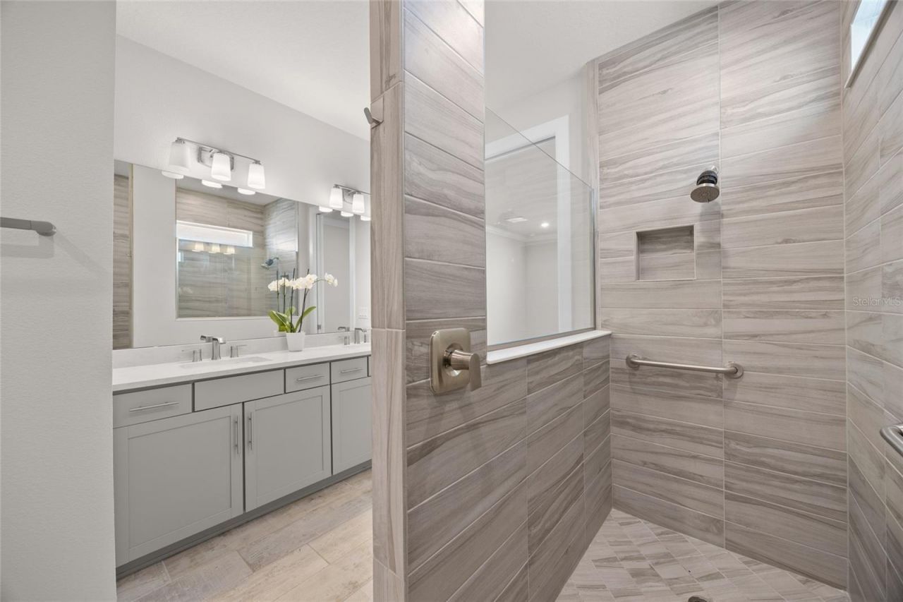 10364 Shive Island Court , Orlando, FL 32827 Photo