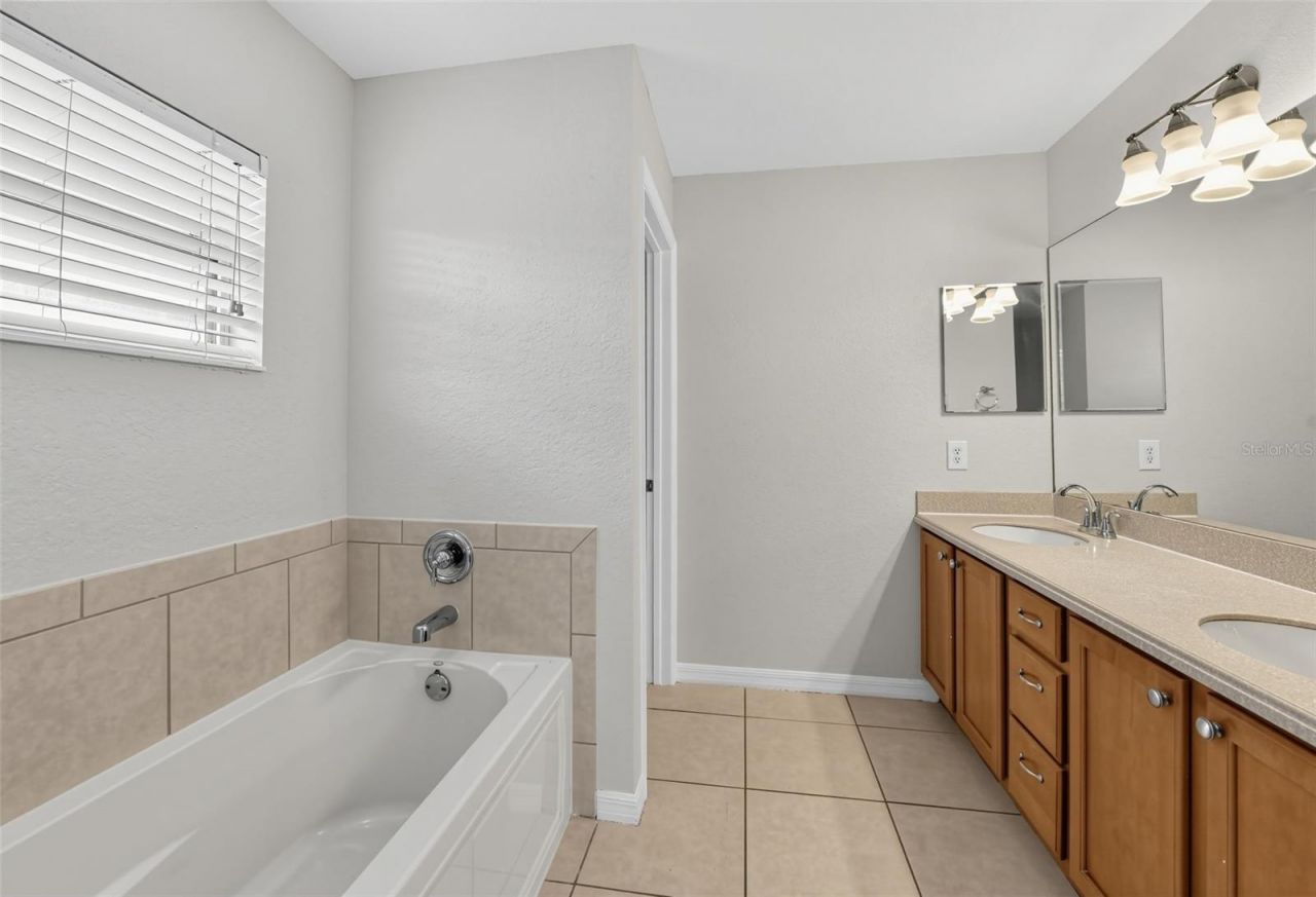 7026 Montauk Point Crossing , Bradenton, FL 34212 Photo