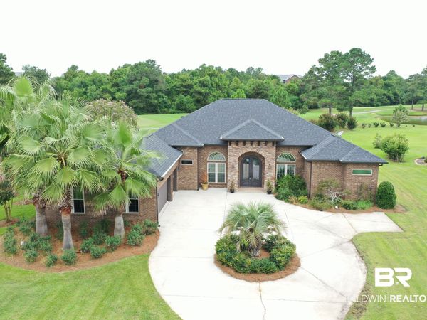 350 Cypress Lake Dr, Gulf Shores, AL 36542