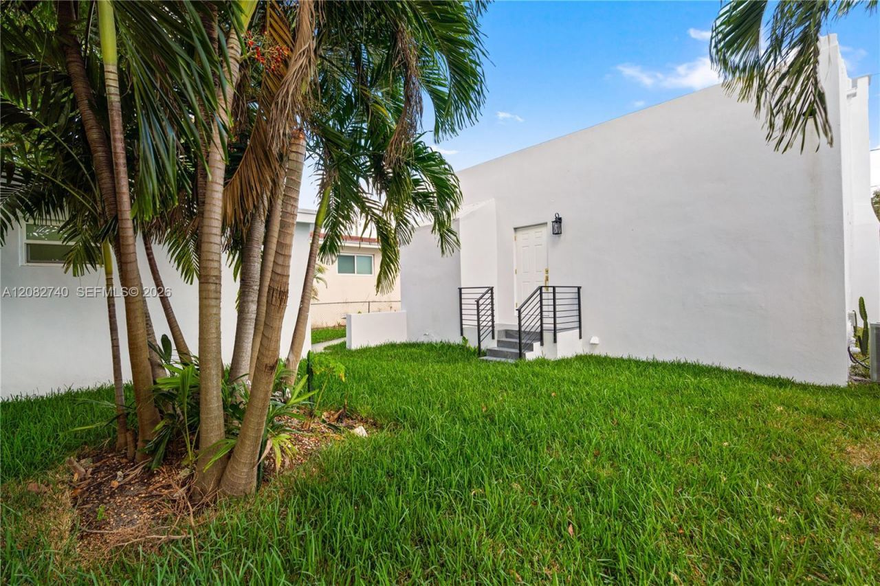 1274 NW 55th Ter , Miami, FL 33142 Photo