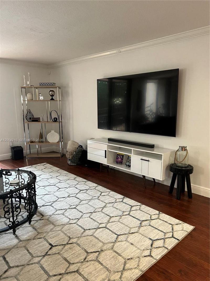 141 SW 96th Ter, Unit 305, Plantation, FL 33324 Photo