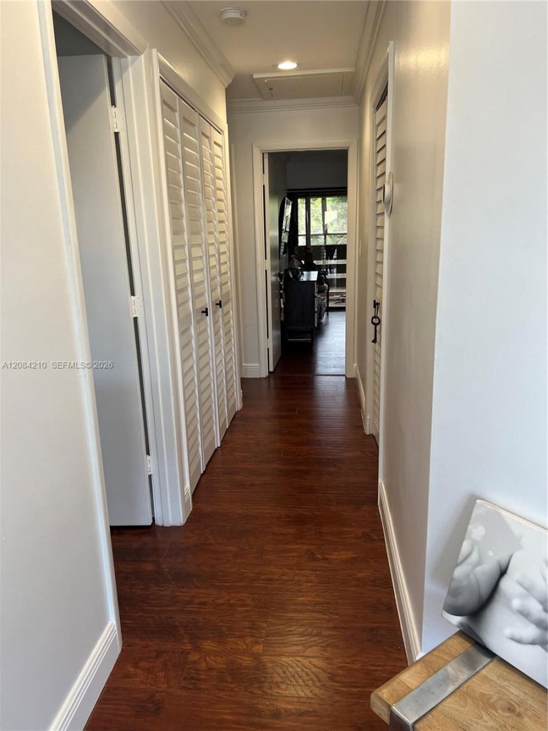 141 SW 96th Ter, Unit 305, Plantation, FL 33324 Photo