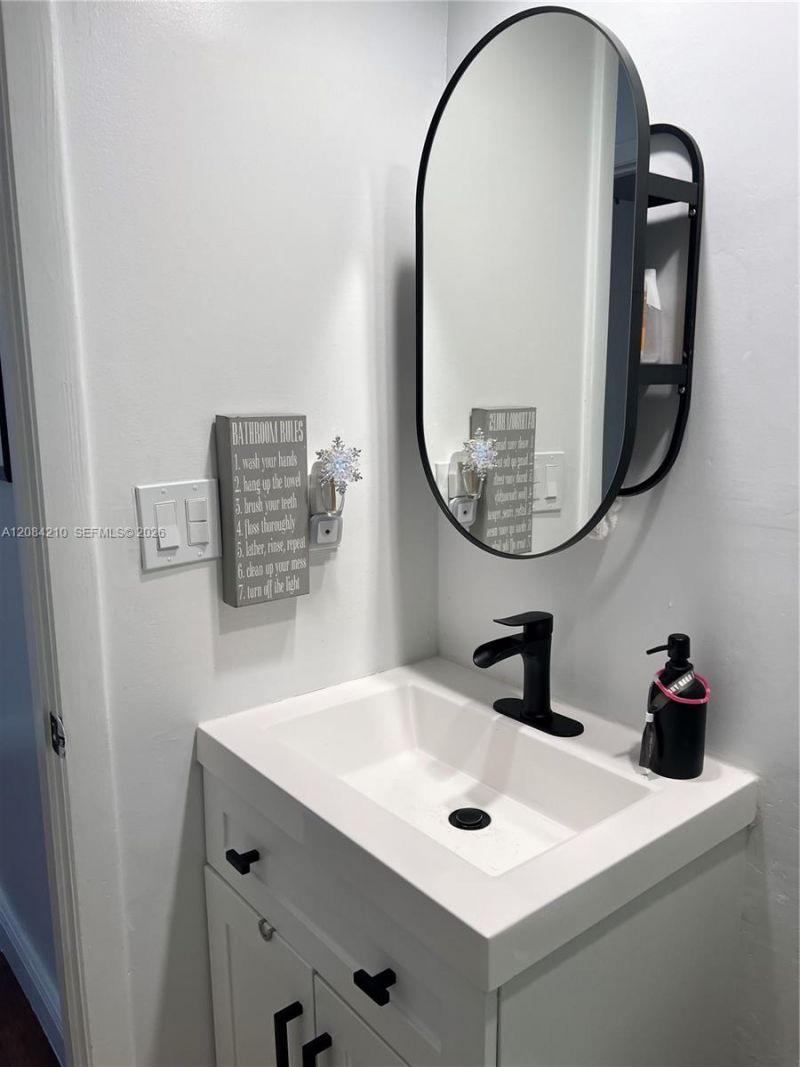 141 SW 96th Ter, Unit 305, Plantation, FL 33324 Photo
