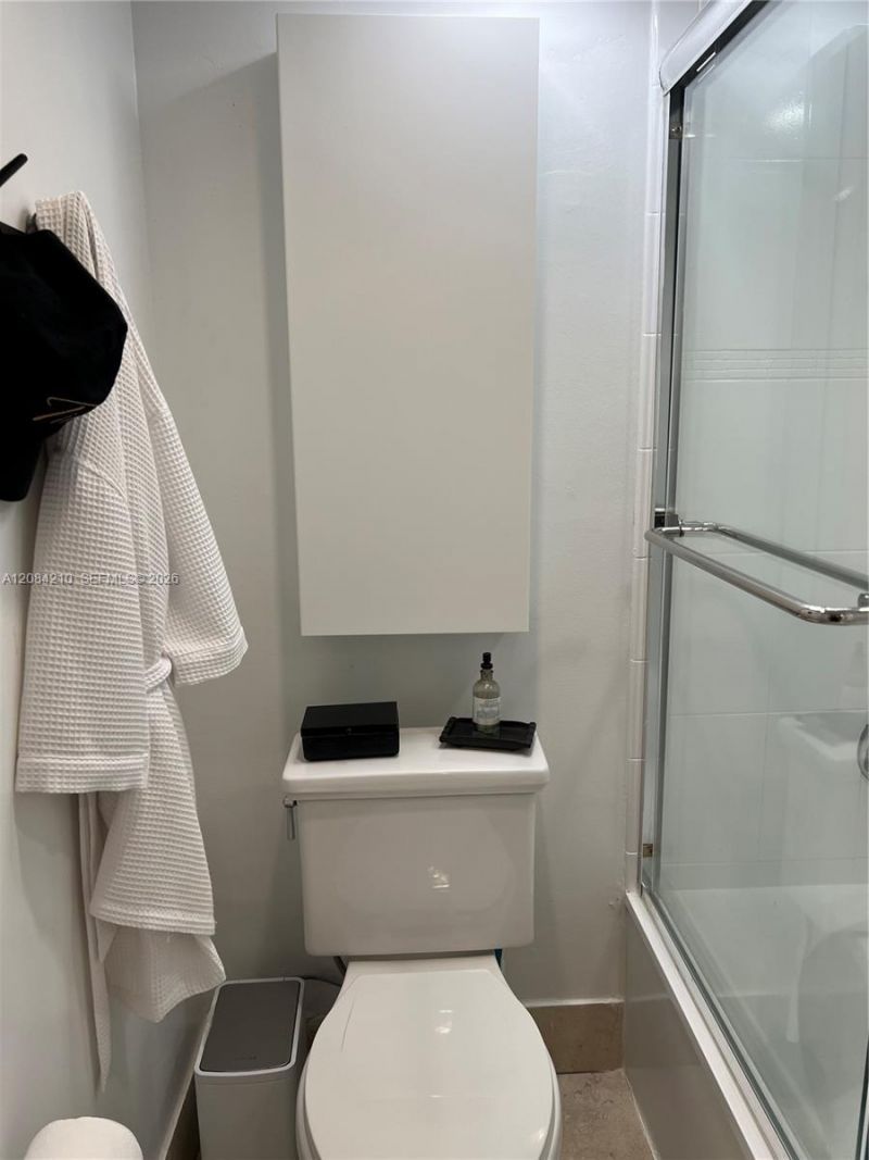 141 SW 96th Ter, Unit 305, Plantation, FL 33324 Photo