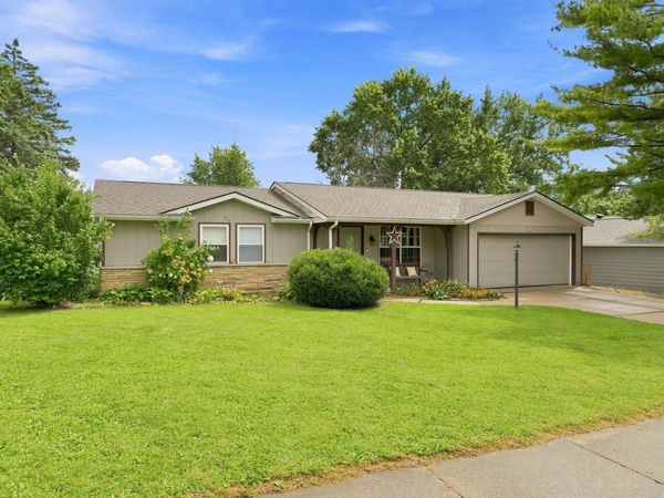 812 Glenwood Place, Kendallville, IN 46755