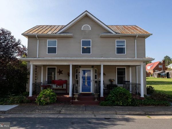 418 E MAIN STREET , LURAY, VA 22835