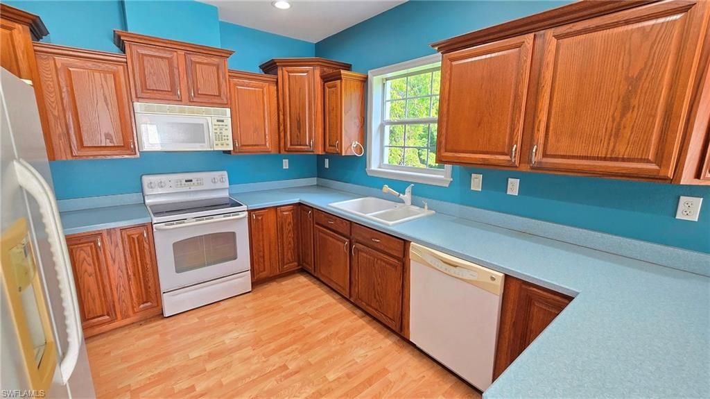 1227 Mangrove Ln, Chokoloskee, FL 34138 Photo