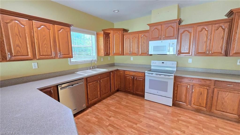 1227 Mangrove Ln, Chokoloskee, FL 34138 Photo