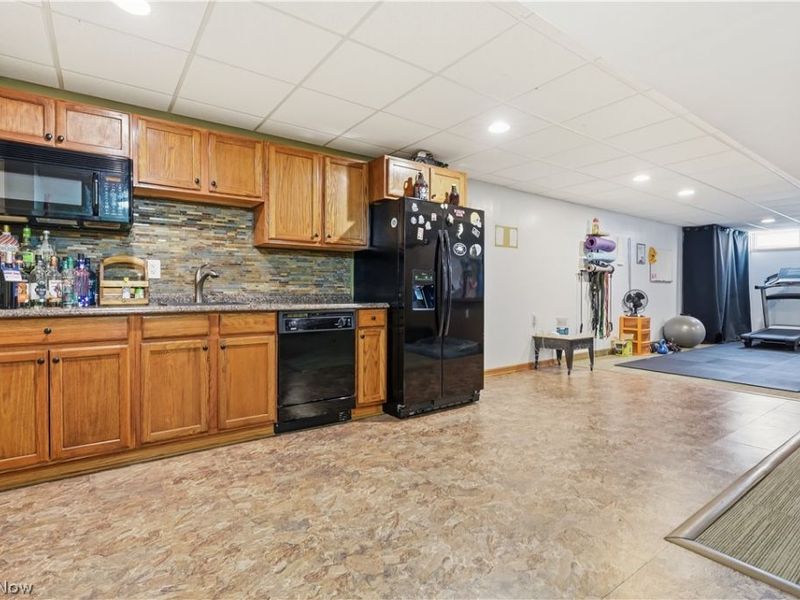 12530 Lineage Circle NW, Uniontown, OH 44685 Photo 43