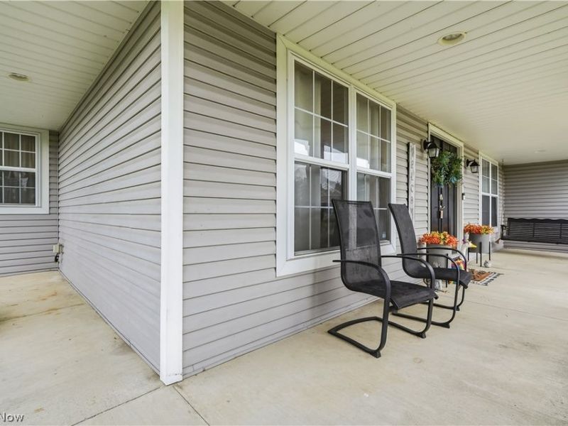 12530 Lineage Circle NW, Uniontown, OH 44685 Photo 6