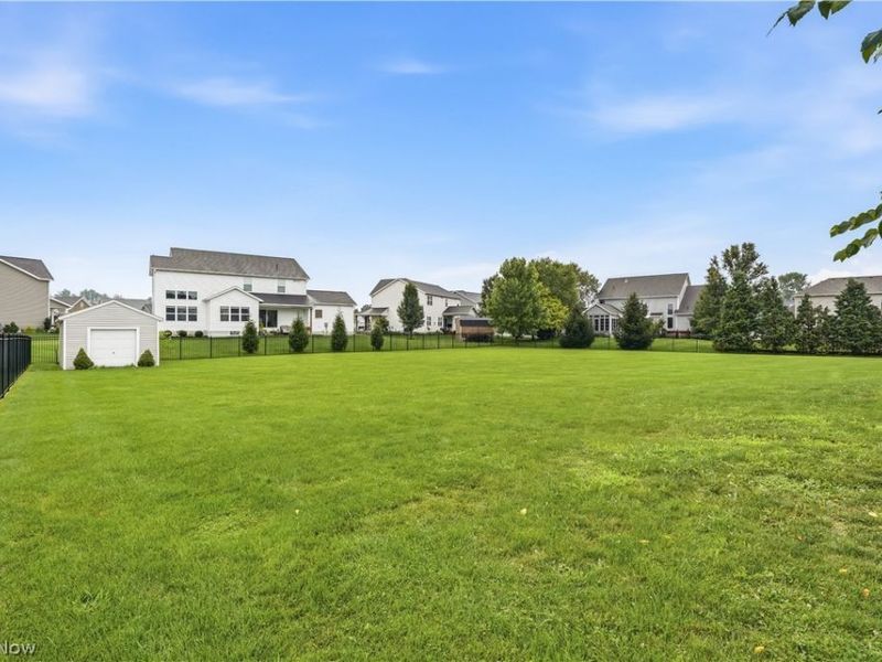 12530 Lineage Circle NW, Uniontown, OH 44685 Photo 8