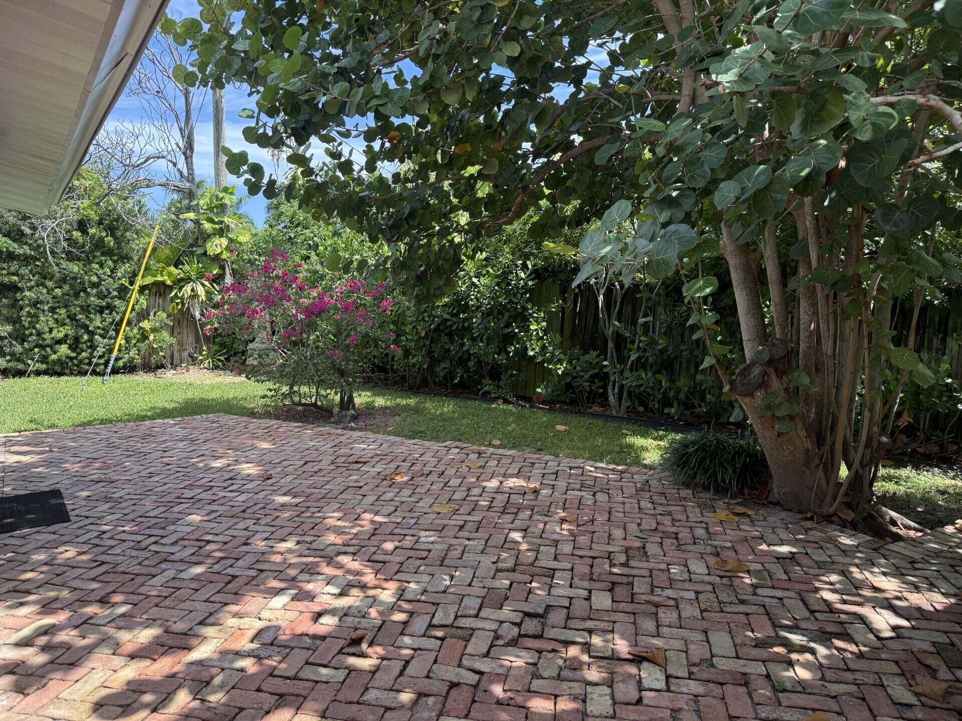 228 Lake Terrace, Delray Beach, FL 33444 Photo