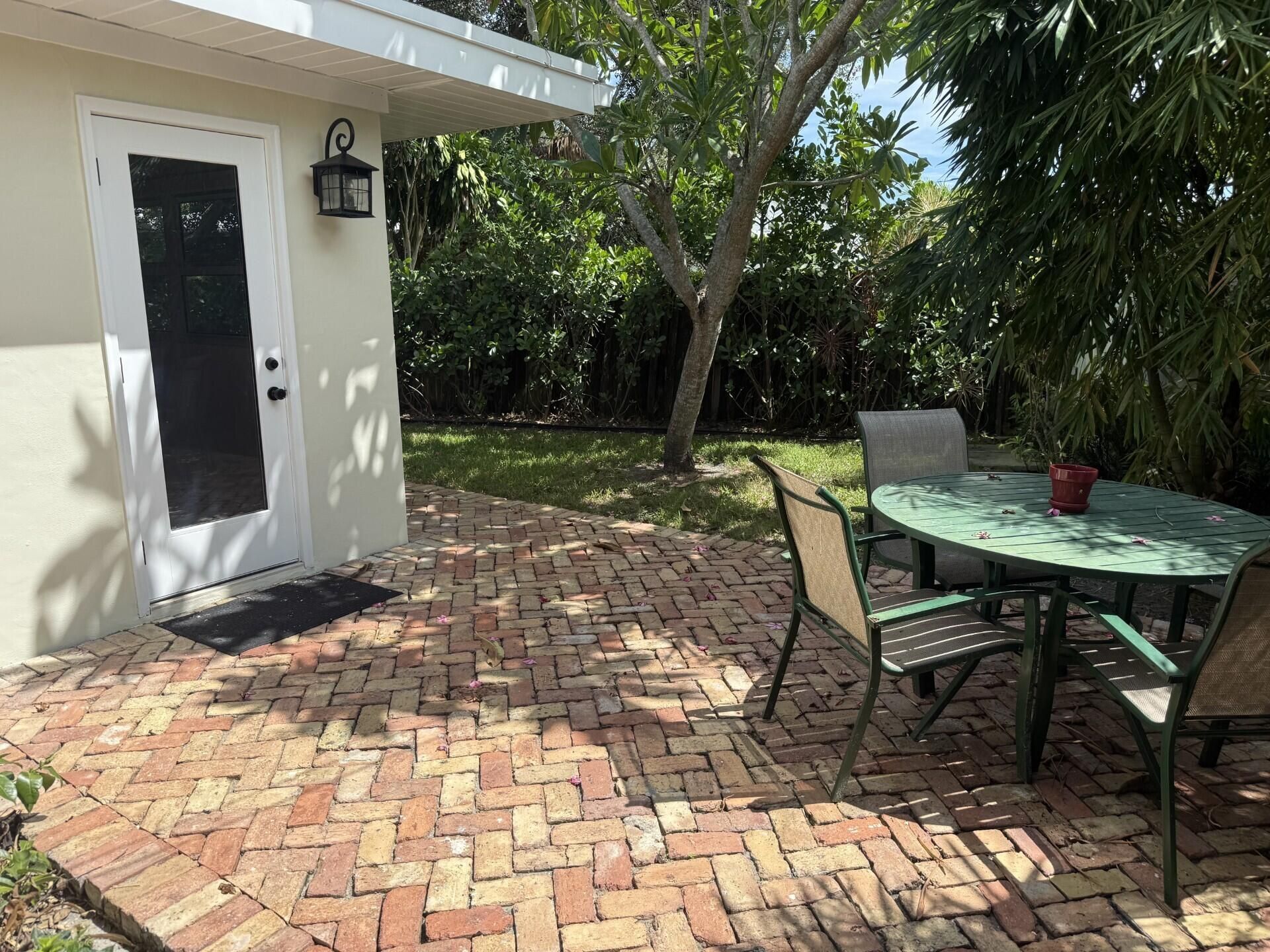 228 Lake Terrace, Delray Beach, FL 33444 Photo