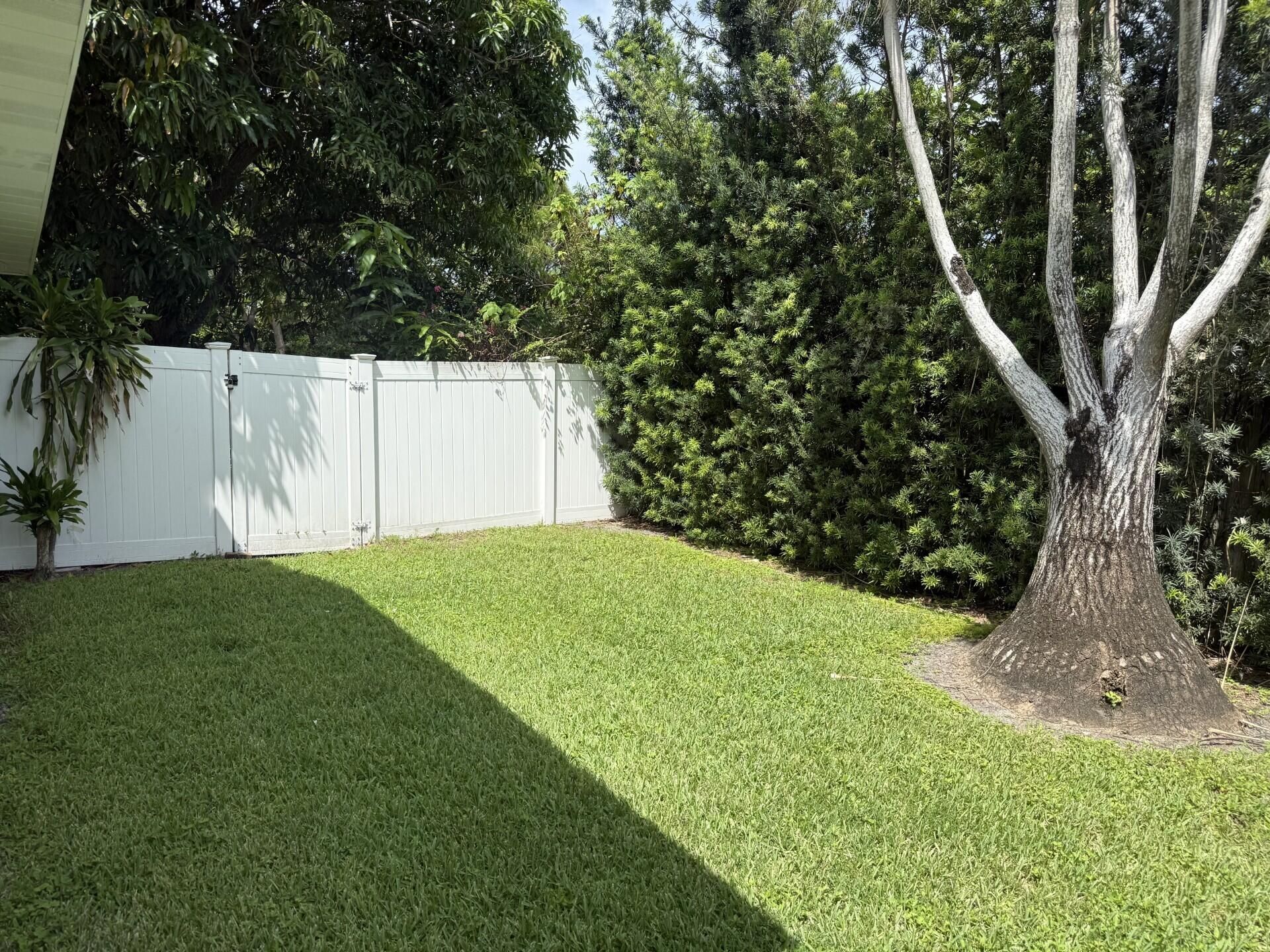 228 Lake Terrace, Delray Beach, FL 33444 Photo
