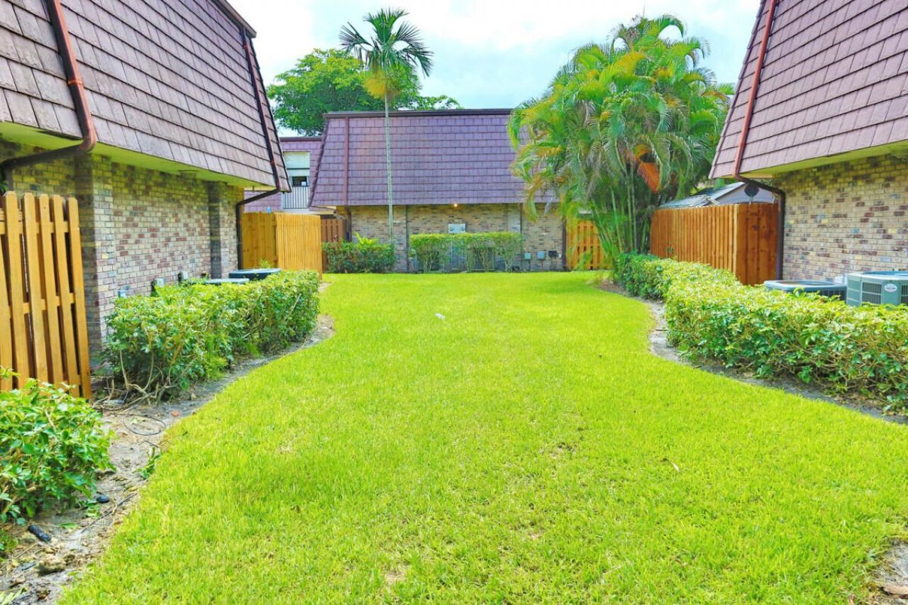 7531 Courtyard Run E, Boca Raton, FL 33433 Photo