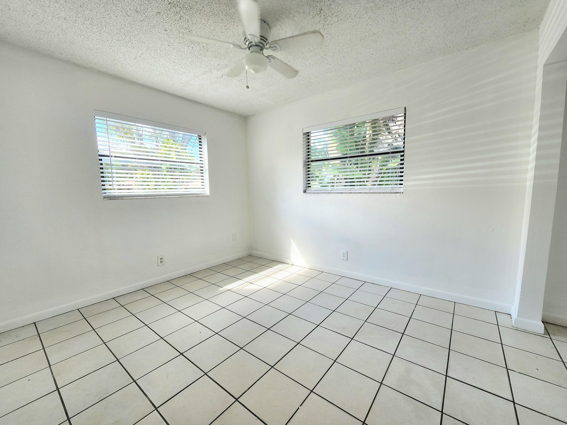 215 SW 1st Court, Unit 1-2, Pompano Beach, FL 33060 Photo