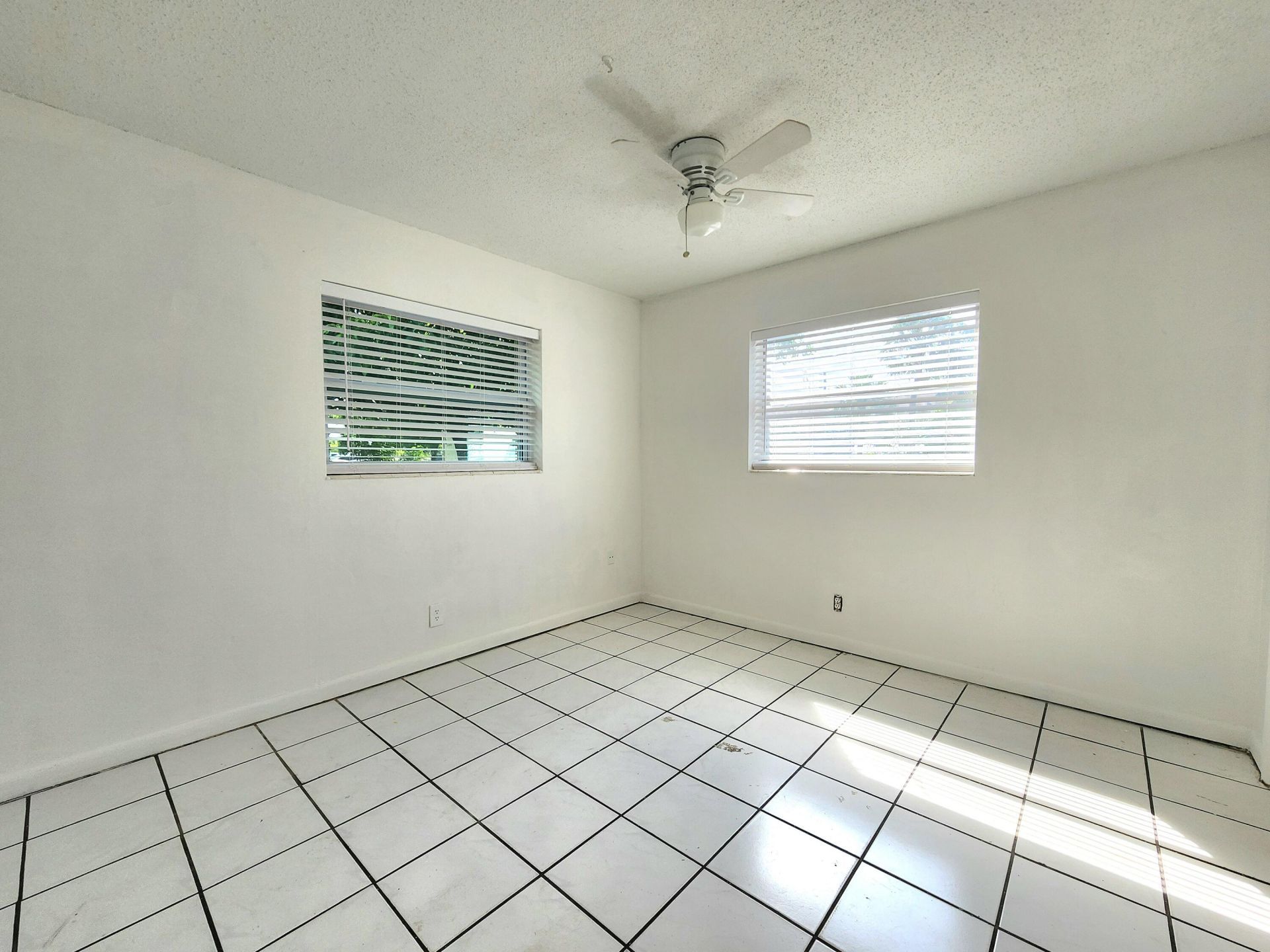 215 SW 1st Court, Unit 1-2, Pompano Beach, FL 33060 Photo