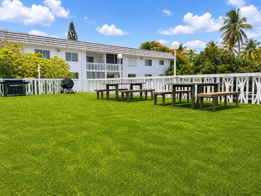 200 Galen Drive, Unit 308, Key Biscayne, FL 33149 Photo