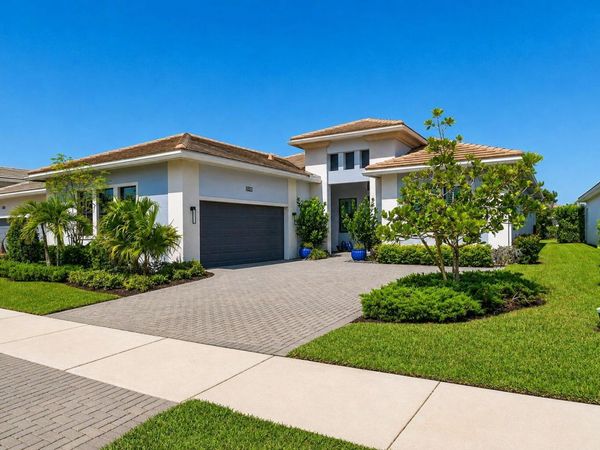 15745 Cresswind Place, Westlake, FL 33470