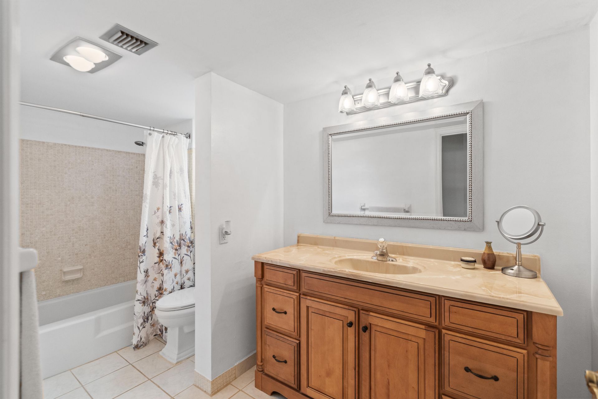 3050 NE 47th Court, Unit 108, Fort Lauderdale, FL 33308 Photo