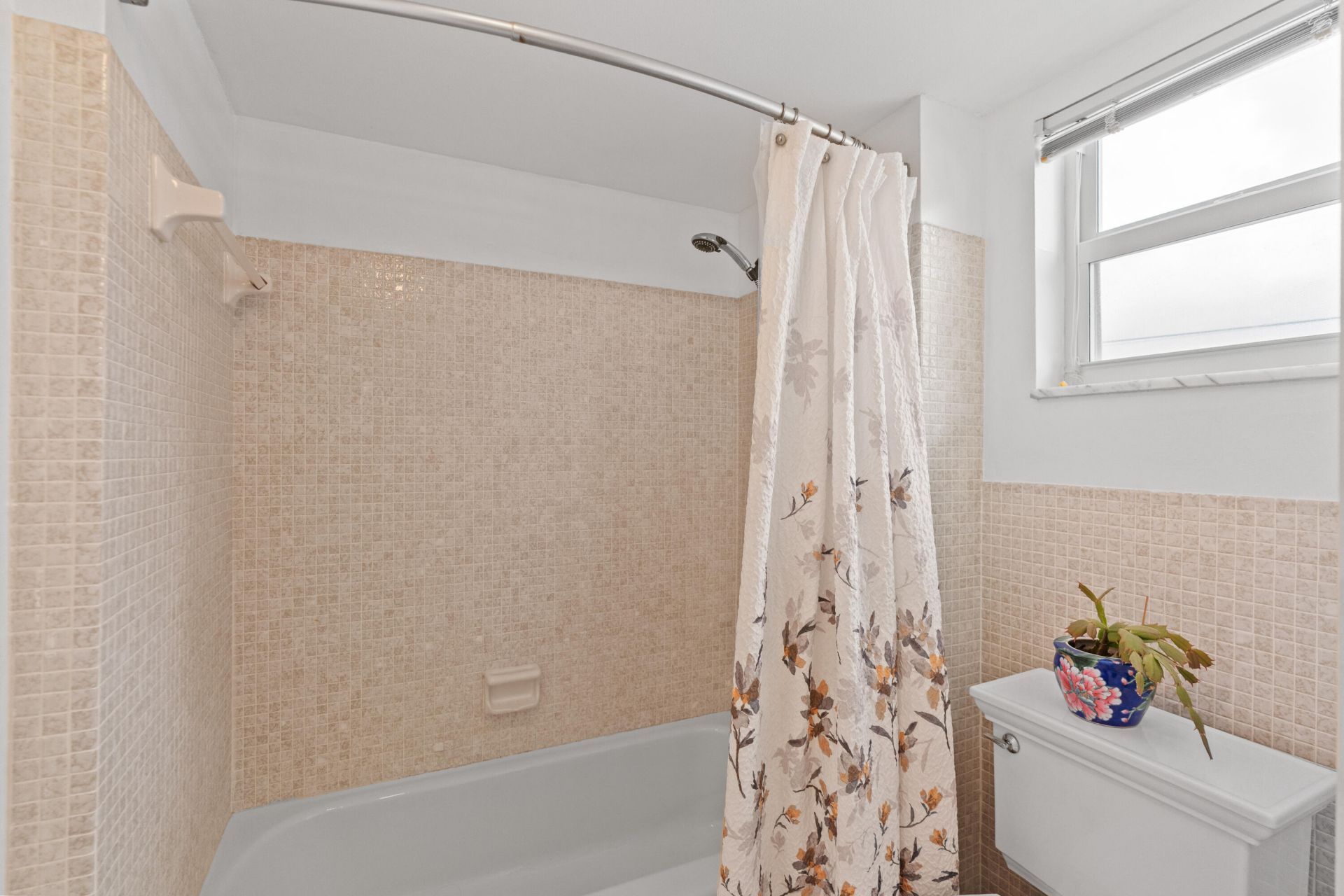 3050 NE 47th Court, Unit 108, Fort Lauderdale, FL 33308 Photo