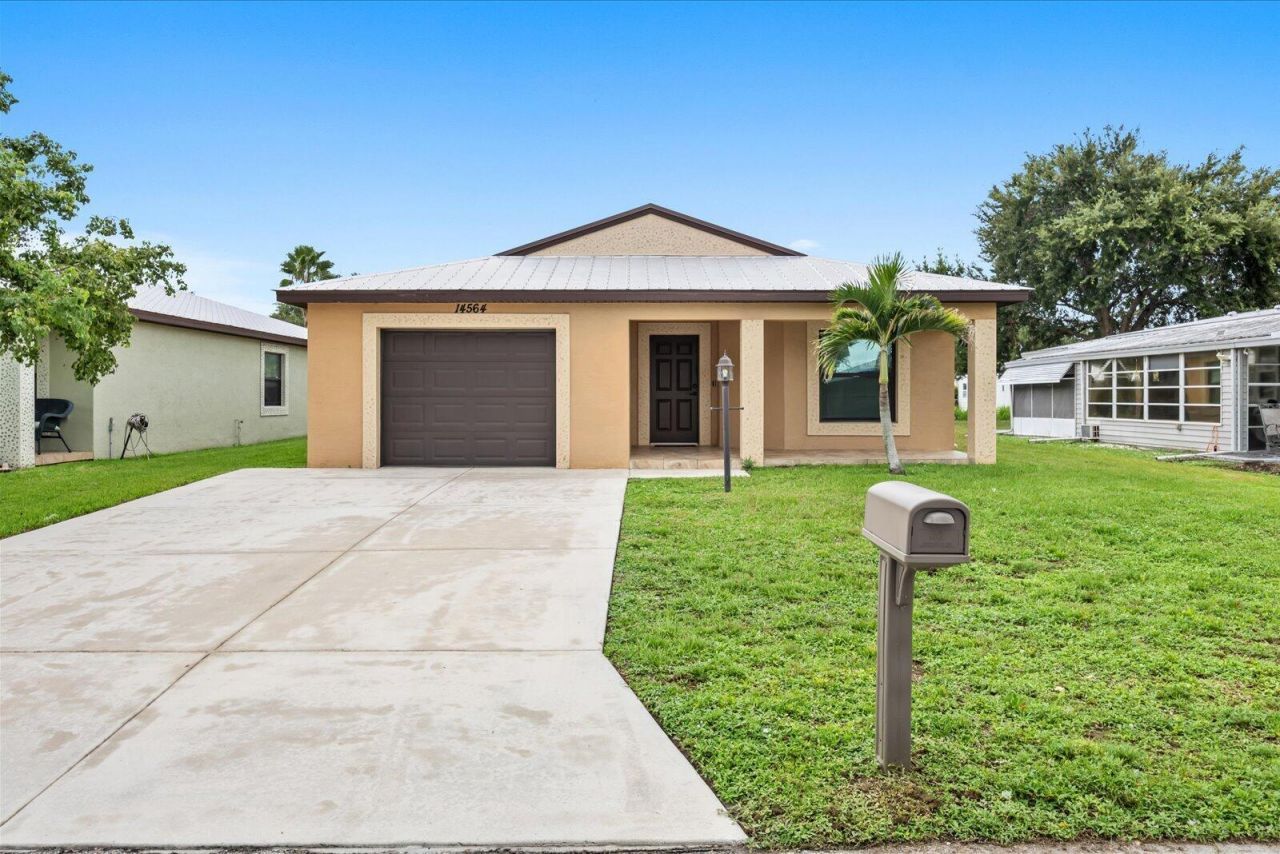 14564 Dalia Avenue, Fort Pierce, FL 34951 Photo