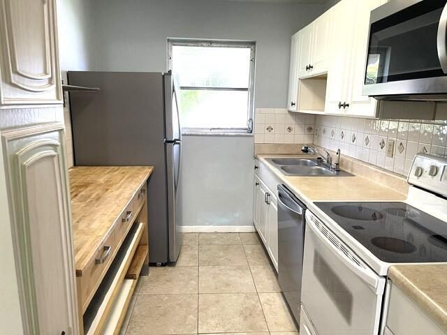 892 High Point Boulevard N, Unit B, Delray Beach, FL 33445 Photo