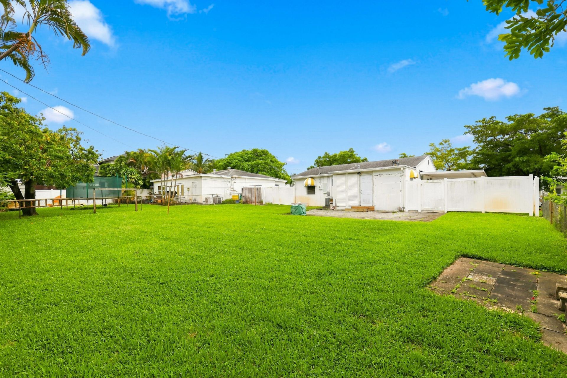 933 Upland Road, West Palm Beach, FL 33401 Photo