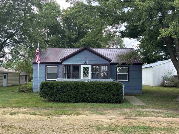 205 S 3rd Street, Avoca, WI 53506