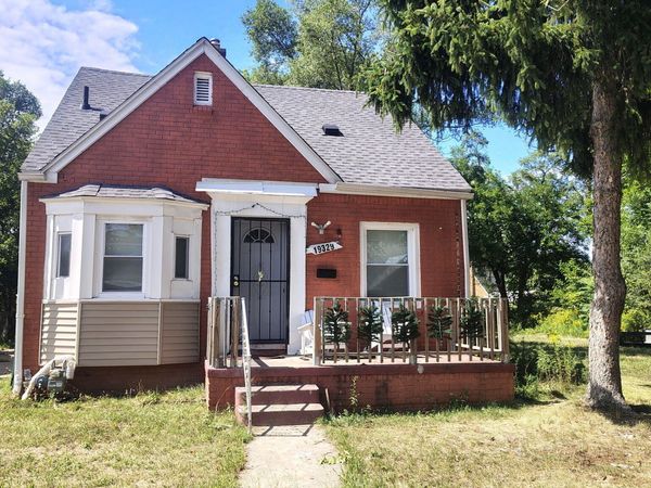 19329 Waltham Street, Detroit, MI 48205