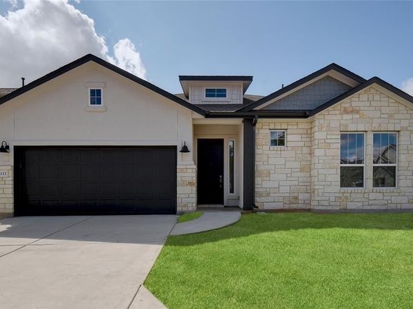 112 Revere DR, Kyle, TX 78640