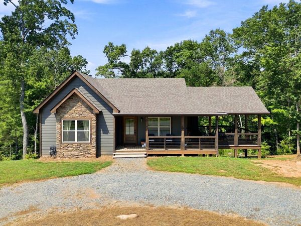 450 Jakes Landing Way, Ellijay, GA 30540
