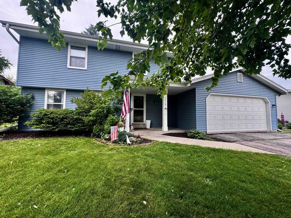 1115 Hiawatha Drive, Beaver Dam, WI 53916