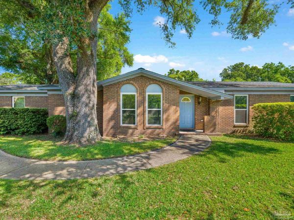 6010 Prospect Ln, Pensacola, FL 32526