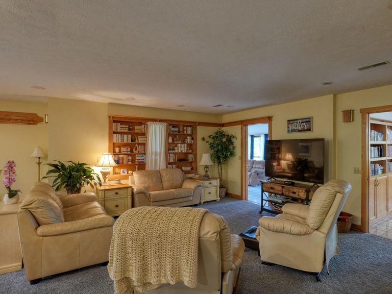 7707 Pioneer Drive , Blue Rock, OH 43720 Photo 9