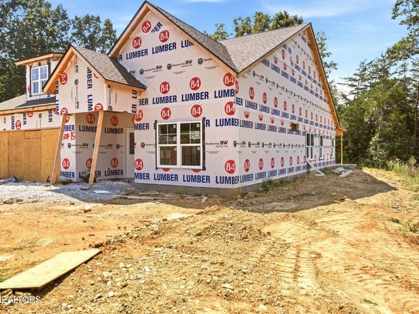 819 Greenhead Lane, Knoxville, TN 37924