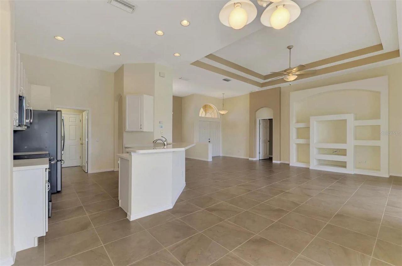 6721 Carlyle Lane, Sarasota, FL 34243 Photo