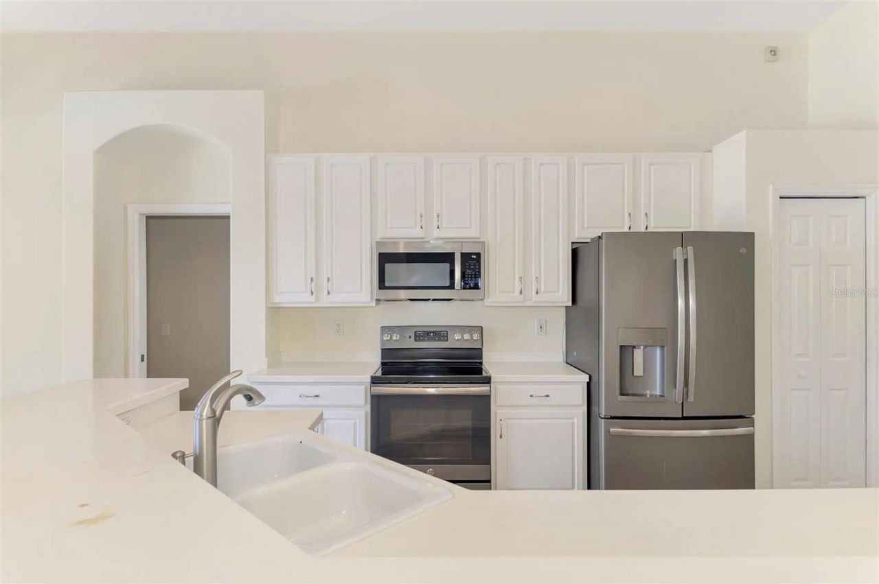 6721 Carlyle Lane, Sarasota, FL 34243 Photo
