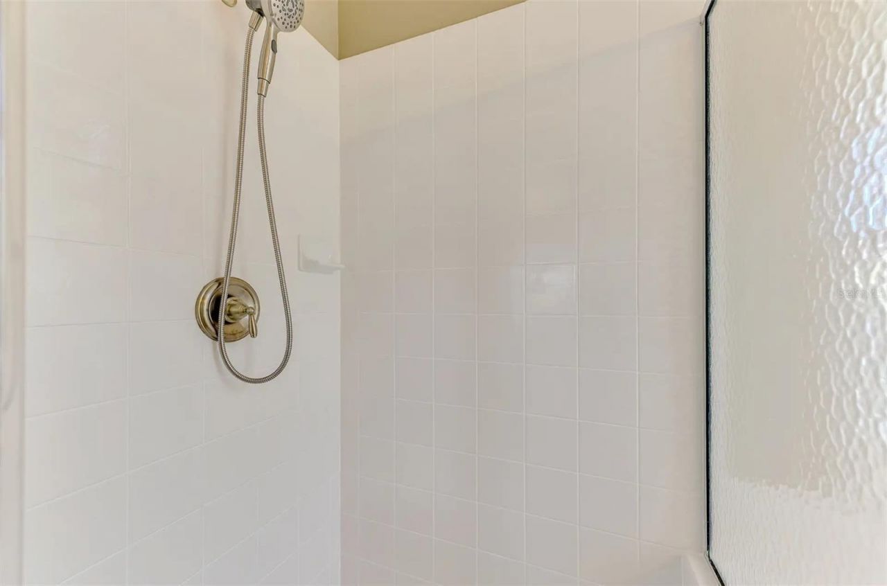 6721 Carlyle Lane, Sarasota, FL 34243 Photo