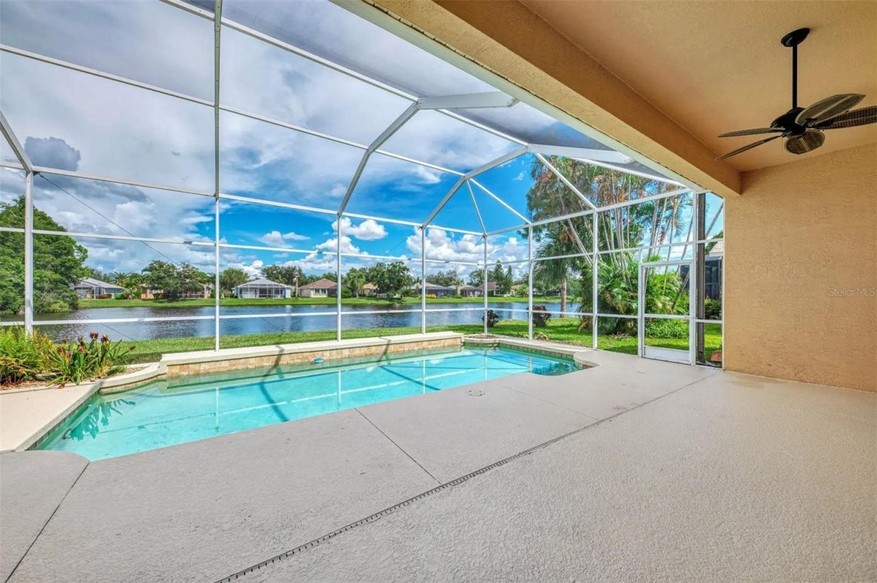 6721 Carlyle Lane, Sarasota, FL 34243 Photo
