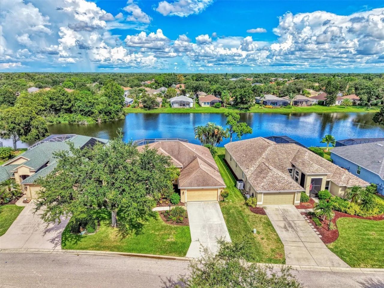 6721 Carlyle Lane, Sarasota, FL 34243 Photo