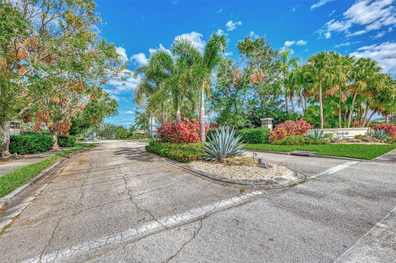 6721 Carlyle Lane, Sarasota, FL 34243 Photo